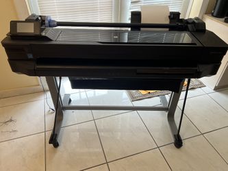 HP Designjet T520 E Printer Perfect For Vehicles Wrapped 