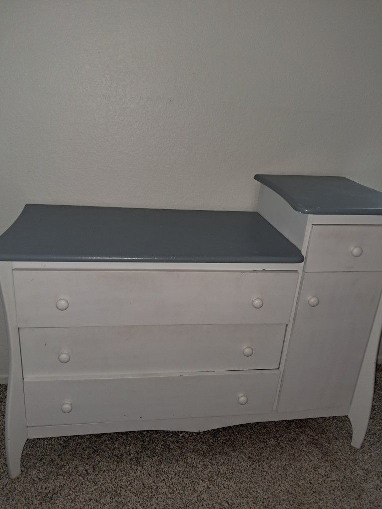 Child's Dresser