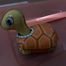 Vintage Japan H-Toy Tin Turtle Litho Friction Orange Shell Cute Smile Big Eyes