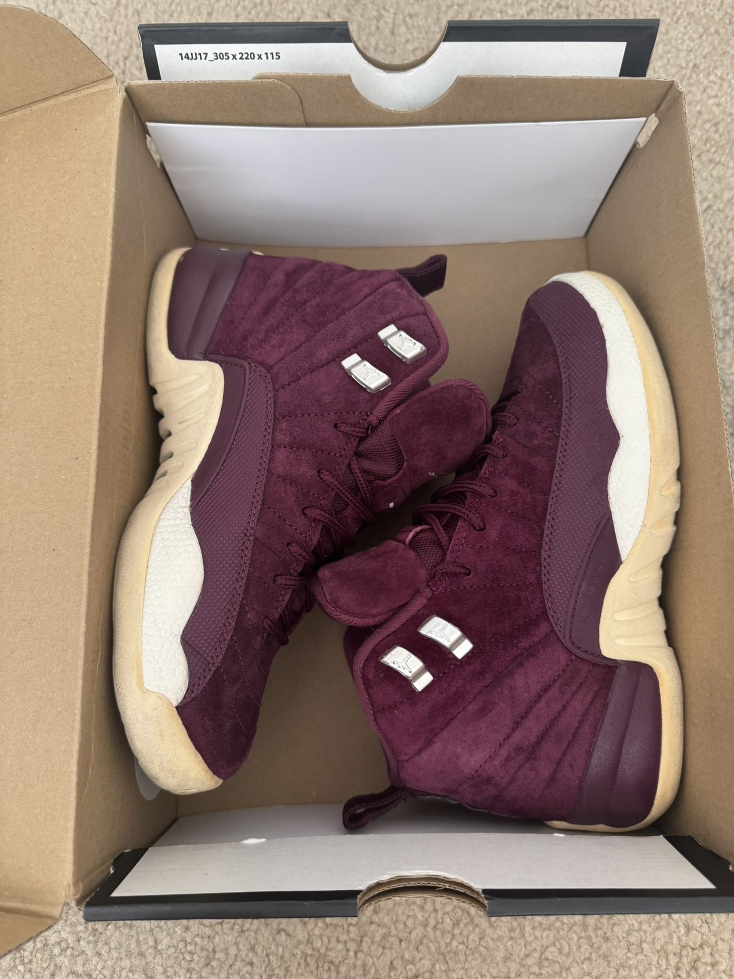 Jordan 12 Retro Bordeaux