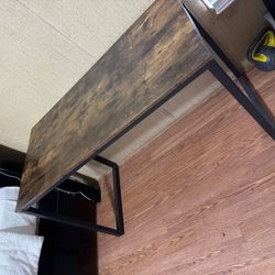 Accent Desk