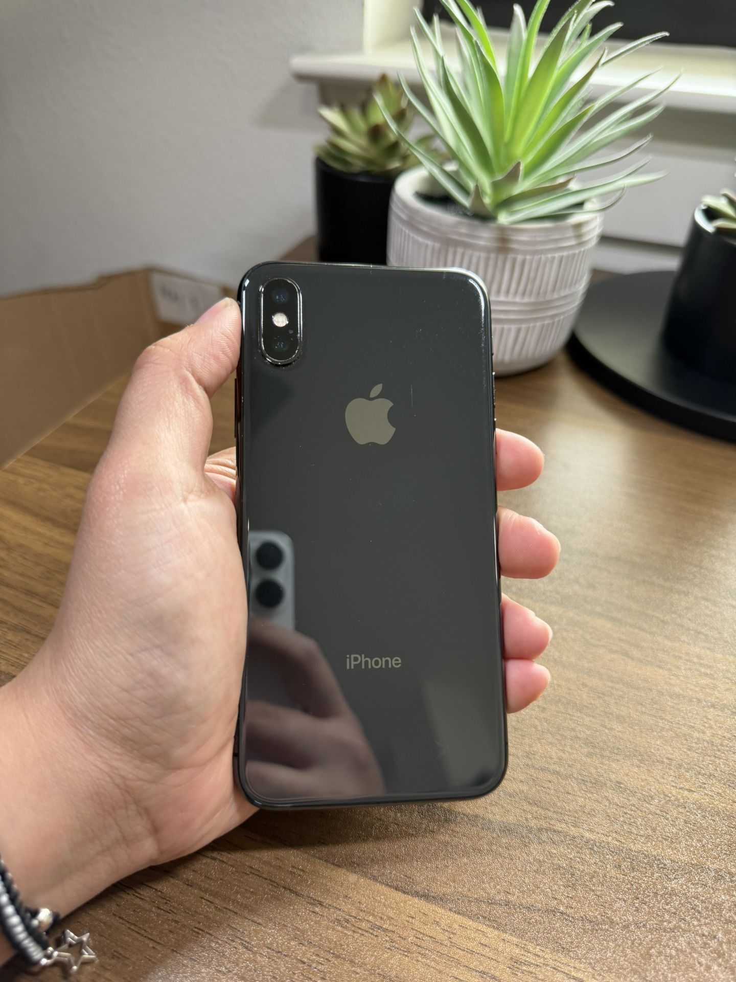 iPhone X 64Gb Unlocked No Face ID *Free Delivery When Purchased At Full Price*