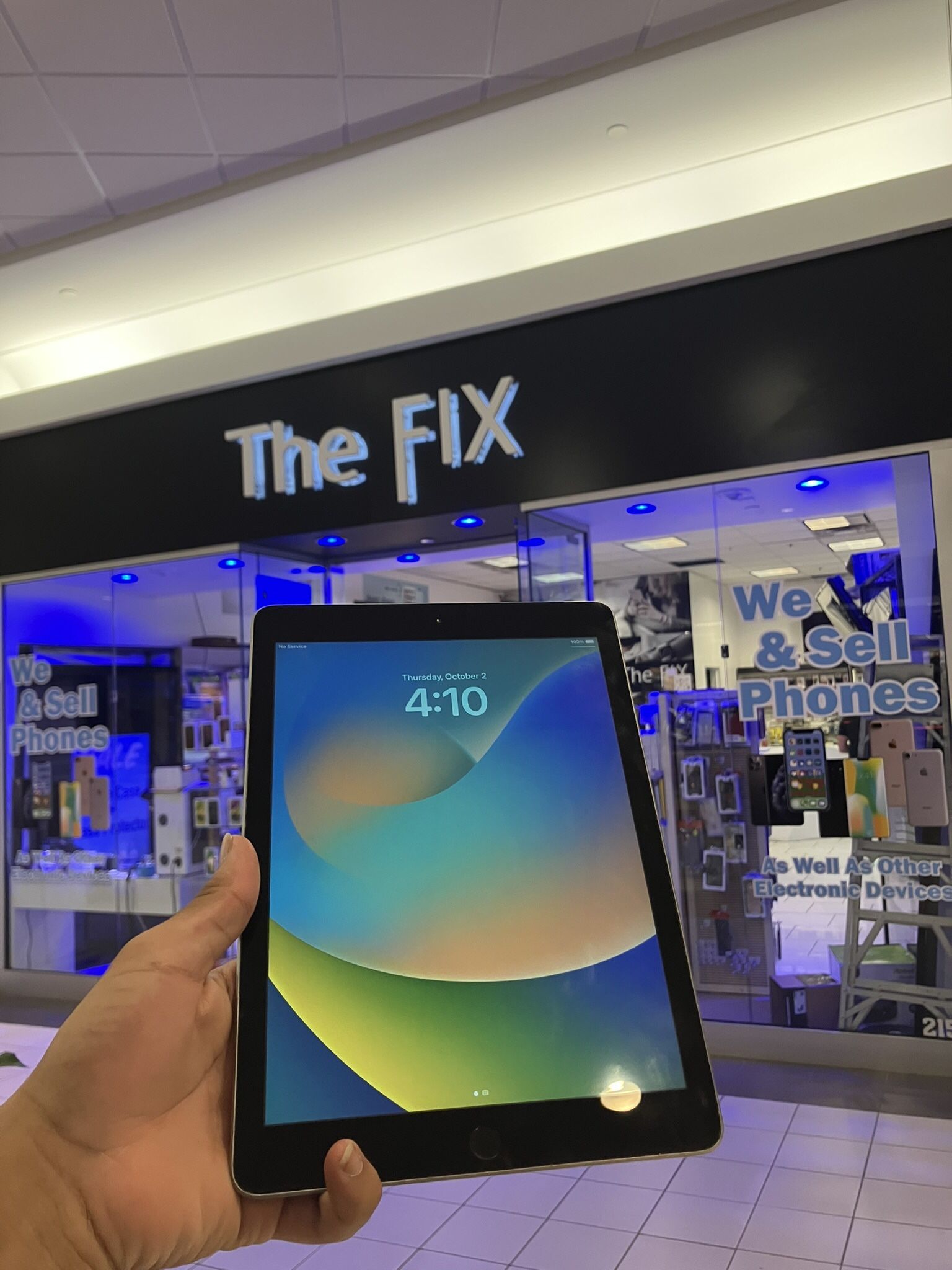 iPad 6th Generation 32Gb WI-FI+ Cellular