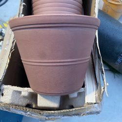 8inch Plant Pots Plastic 