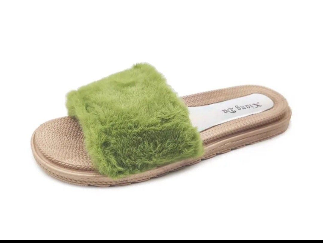 ( BRAND NEW ) Slides Slipper ( SALE ) 