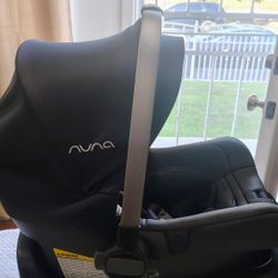 Car Seat With Base 