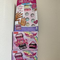 Girls Makeup And Nails Kit 