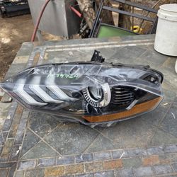 Ford Mustang 2018 2019 2020 2021 2022 2023 LH Driver Side Headlight OEM