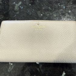 Authentic Kate Spade Zipper Wallet