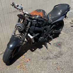 Yamaha FZ06 Parts / Whole Bike