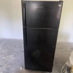 GE refrigerator and  stove gas