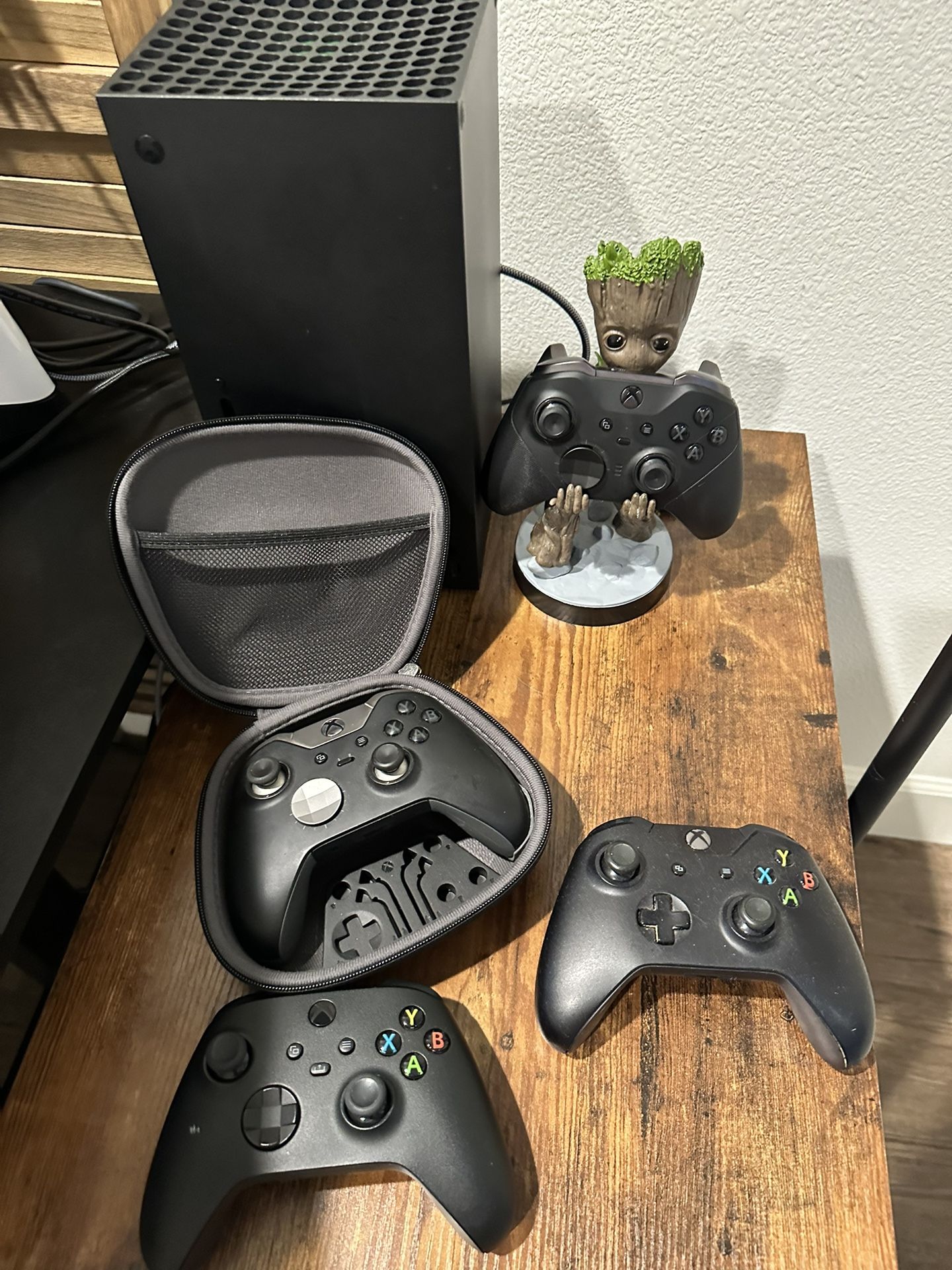 Xbox Series X + Controllers for Sale in Corona, CA - OfferUp