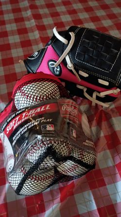 T Ball / & Glove