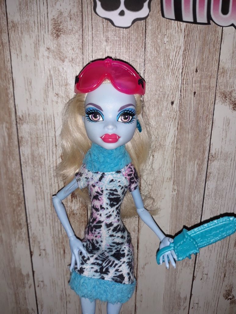 Abbey Art Class Monster High Doll