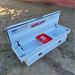 Weather Guard HEAVY DUTY Steel Tool Box for FULL SIZE Trucks - with Key 🔑