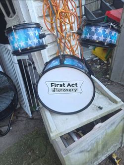 First Act Discovery Kids Drum Set.. prices firm