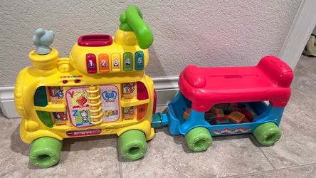 VTech Alphabet Train with Letter Blocks