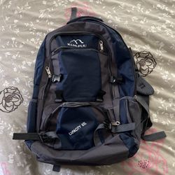 65 litre backpack For sale