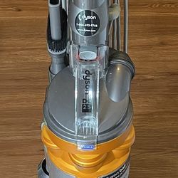 Dyson DC-25 Vacuum
