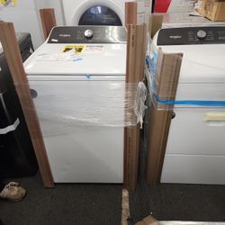 New Whirlpool Washer And Dryer Set