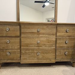 Dresser  With Mirror 