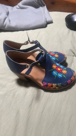 Blue artisan heels
