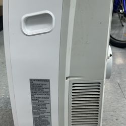 LG LP1017WSR 10,200 BTU Portable Air Conditioner