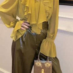 Beautiful new, vintage ruffled blouse!
