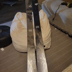 Brand new never used skies