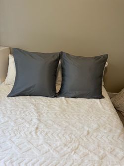 Decoration pillow for the bed