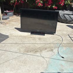 Insignia TV 45 Inch