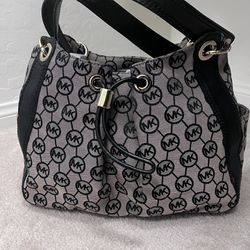 Michael Kors, Gray With Black and Medium Size