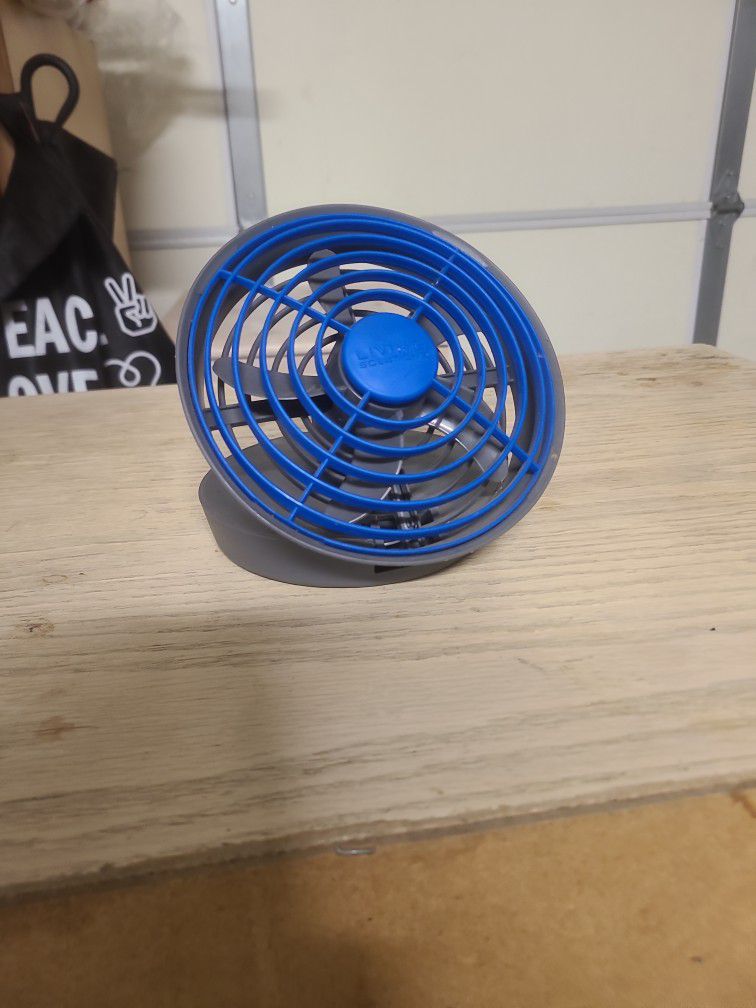 Desktop Battery Fan 