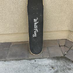 White fang Skateboard 
