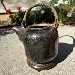 Pretty Brown & Red Hints Glazed 7x10x5 Inch Tea Pot With Straw-like Handle 