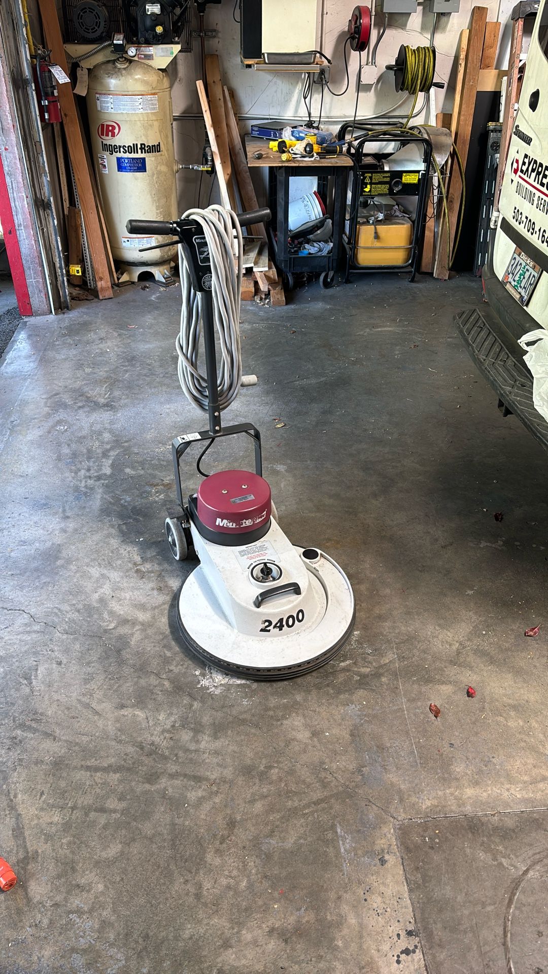 Minuteman Buffer 2400 RPM.