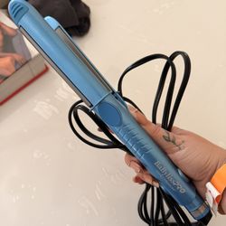 babyliss flat iron