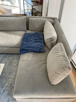 West Elm Marin 2-Piece Bumper Chaise Sectional (114”)