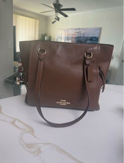 Pretty item