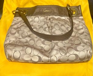 Coach shoulder bag