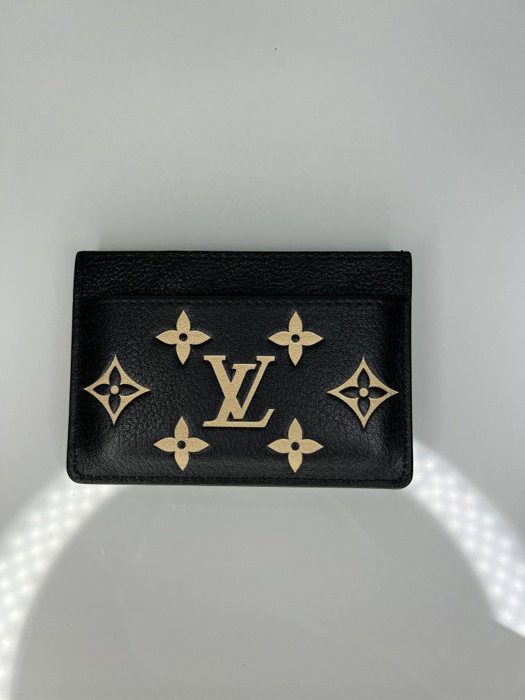 used lv card holder