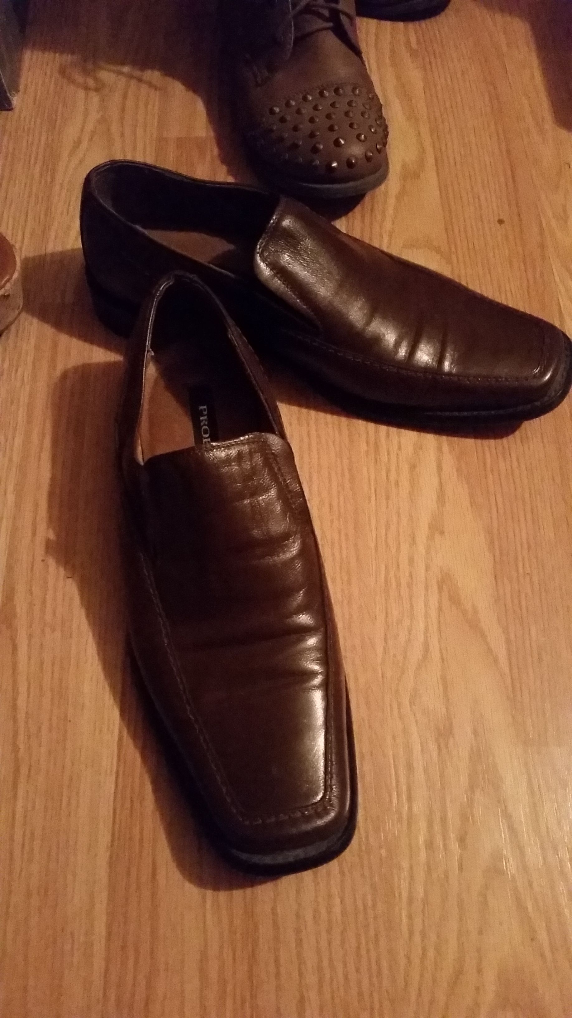 Men's leather dress shoes size 8