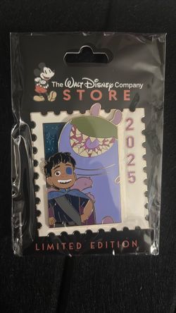 D23 Stamp: Elio & Glordon LE 500