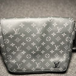 Louis Vuitton Monogram Bag 