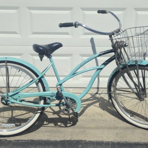 Vintage Dyno Glide Deluxe Women's 26in Beach Cruiser for Sale in