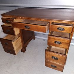 Vintage 1970’s Desk