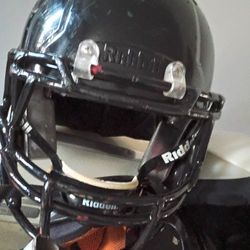 Helmets And Small Pads