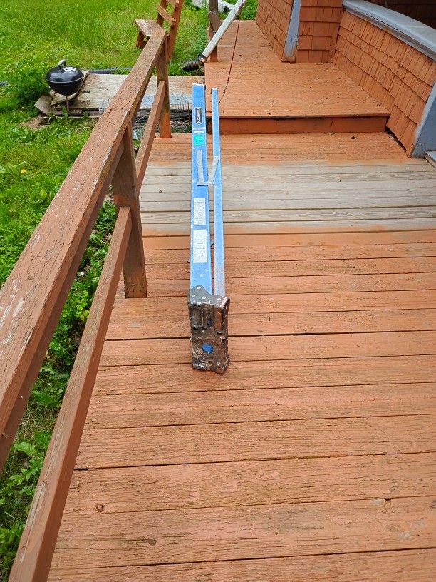 7 Ft Louisville Ladder