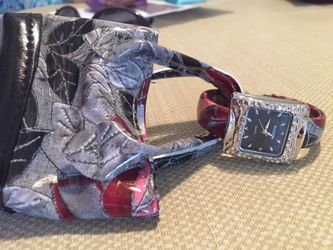Bracelet Watch with Pouch
