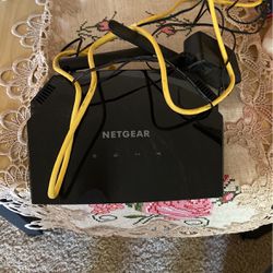 Netgear AC1600 Smart WiFi Router 